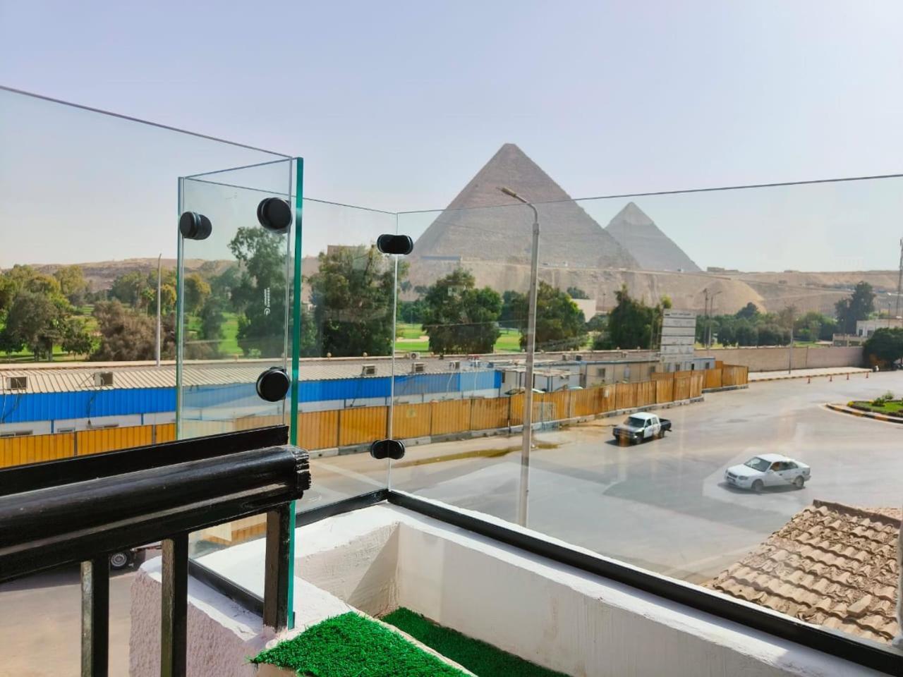 Maria Pyramids House Hotel Kafrat al Jabal Exterior photo