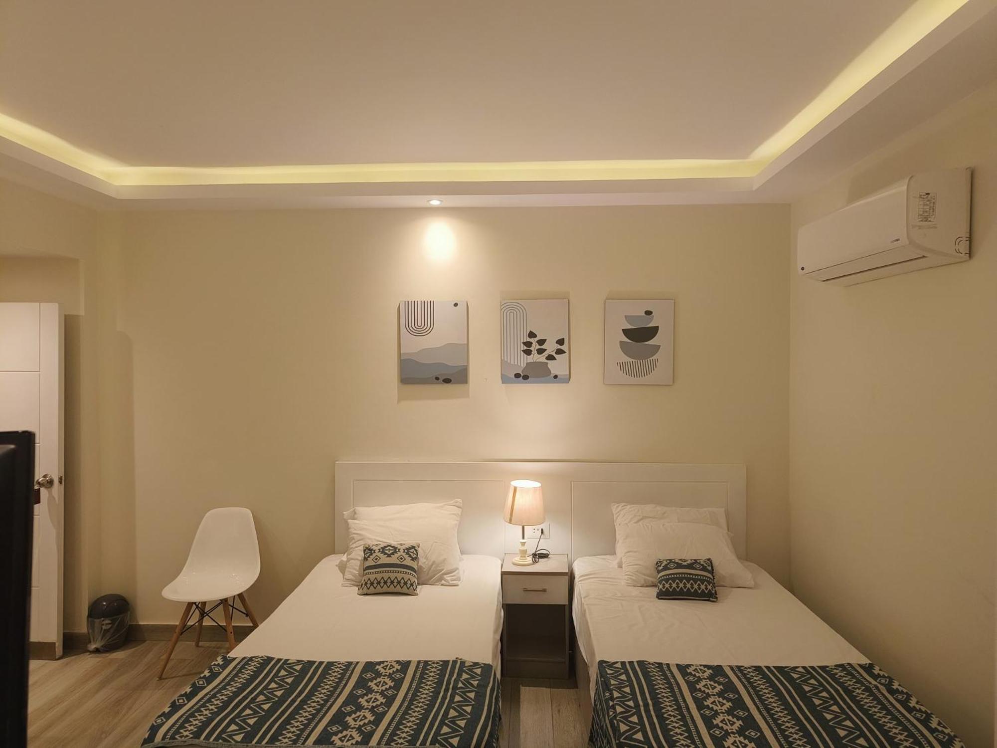 Maria Pyramids House Hotel Kafrat al Jabal Exterior photo